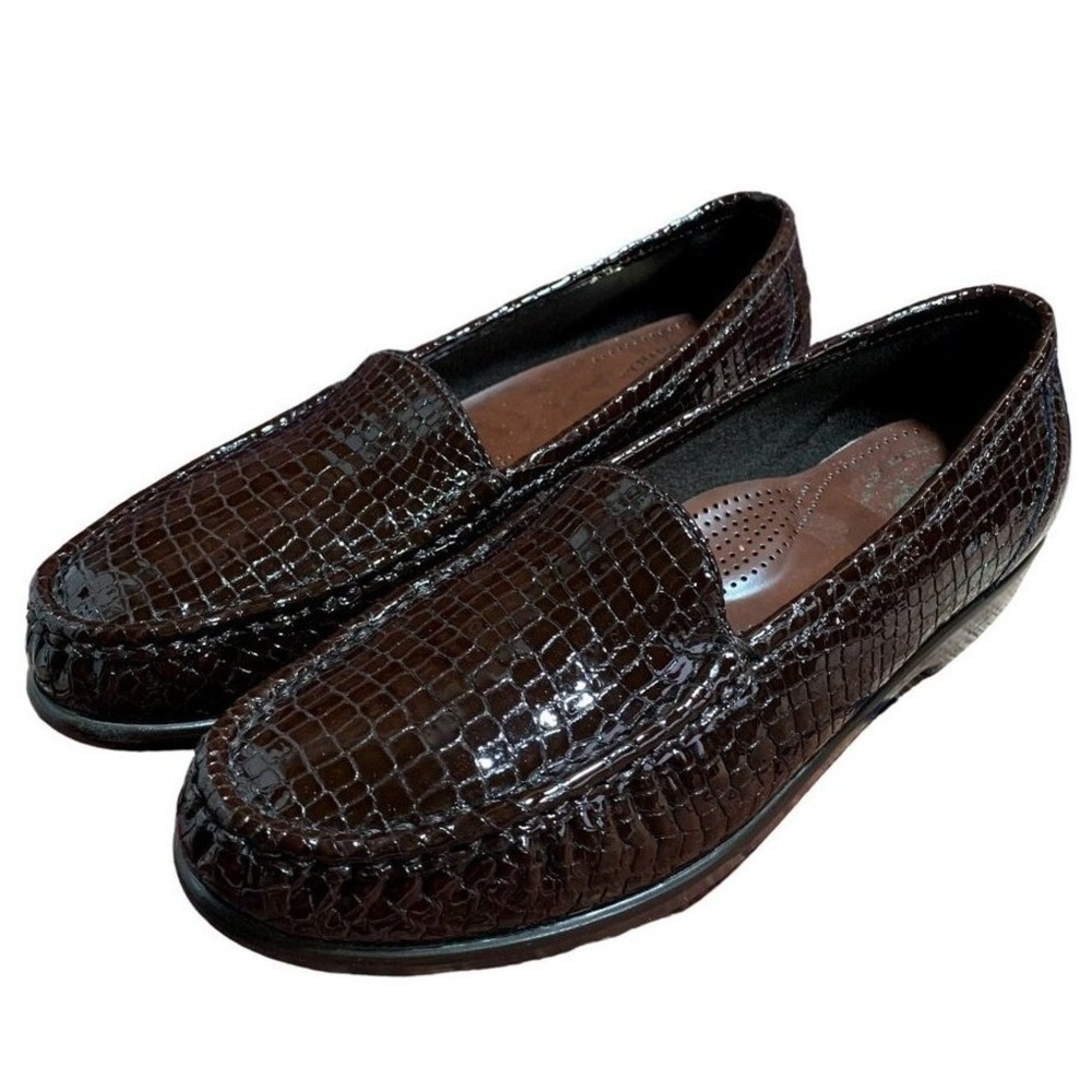 SAS Tripad Comfort Shoes Womens 10M Brown Patent Leather Slip On Comfort Loafers